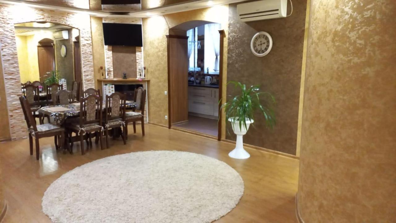 Lux Apartment City Center Nikolayev Bagian luar foto