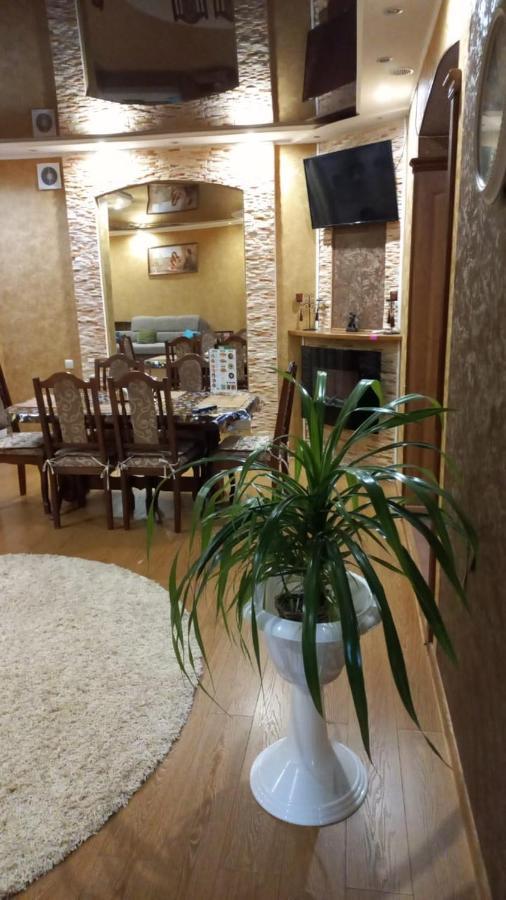 Lux Apartment City Center Nikolayev Bagian luar foto